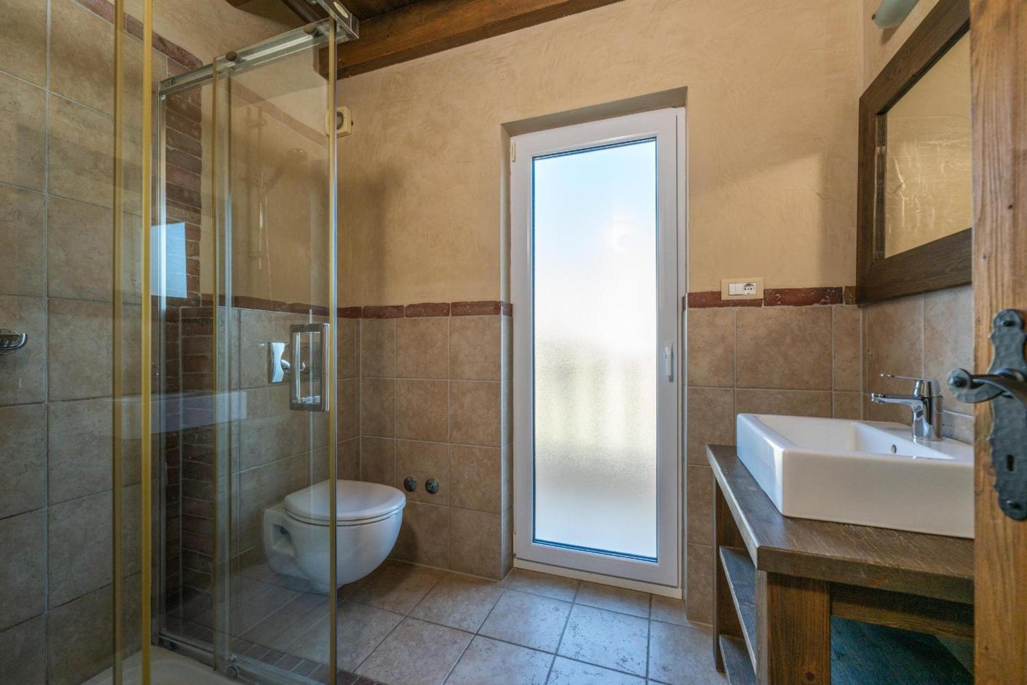 Villa Castagna Near The Sea With Private Pool And Sauna Premantura Exterior foto
